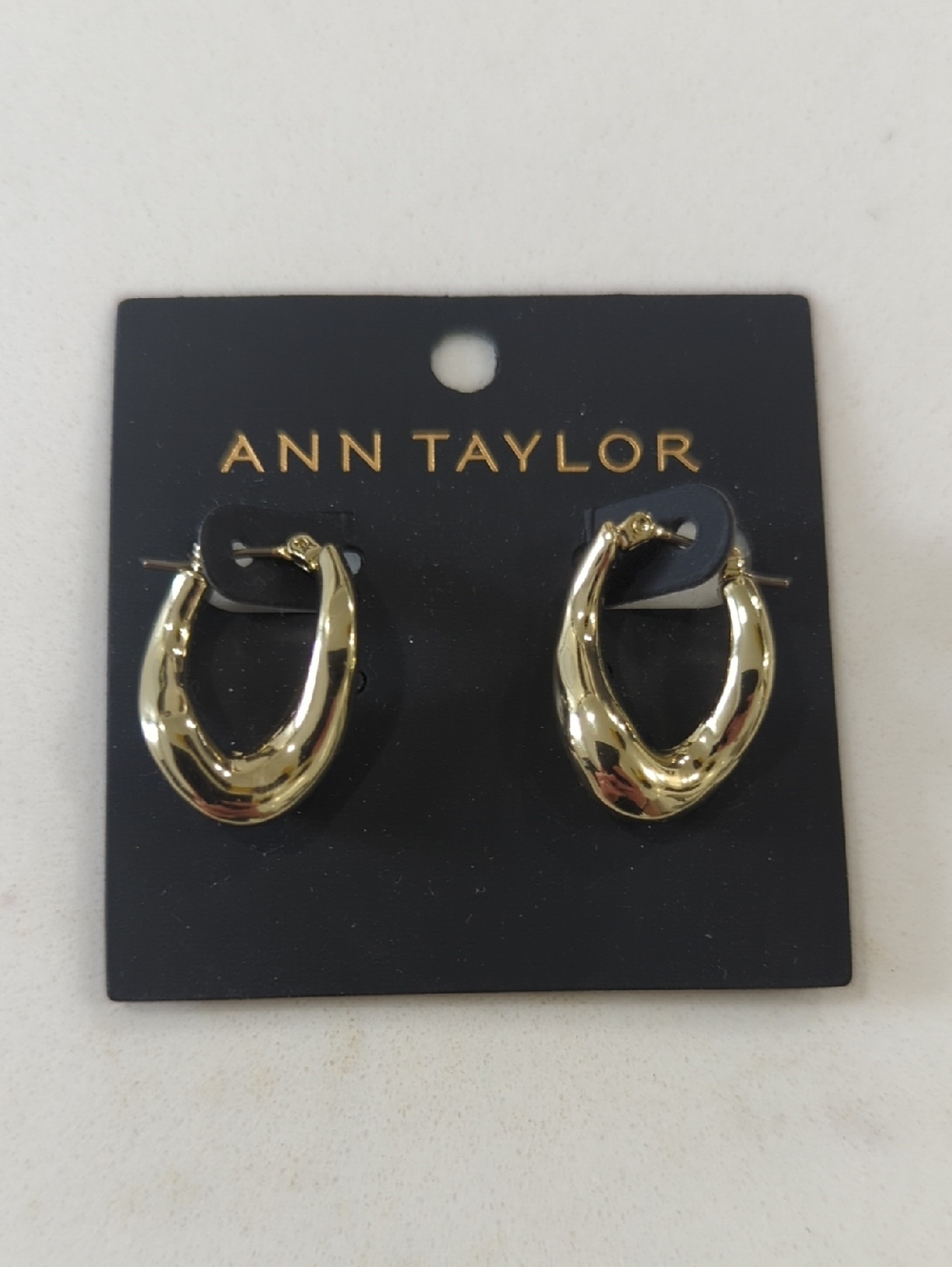 Ann Taylor Polished Gold Wavy Sculpted Hoop Earrings